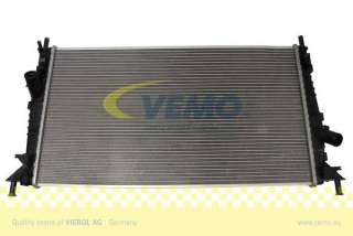 Chłodnica silnika VEMO V25-60-0007
