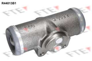 Cylinderek hamulcowy FTE R44013B1