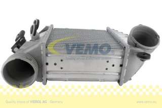 Chłodnica powietrza doładowującego VEMO V15-60-6033